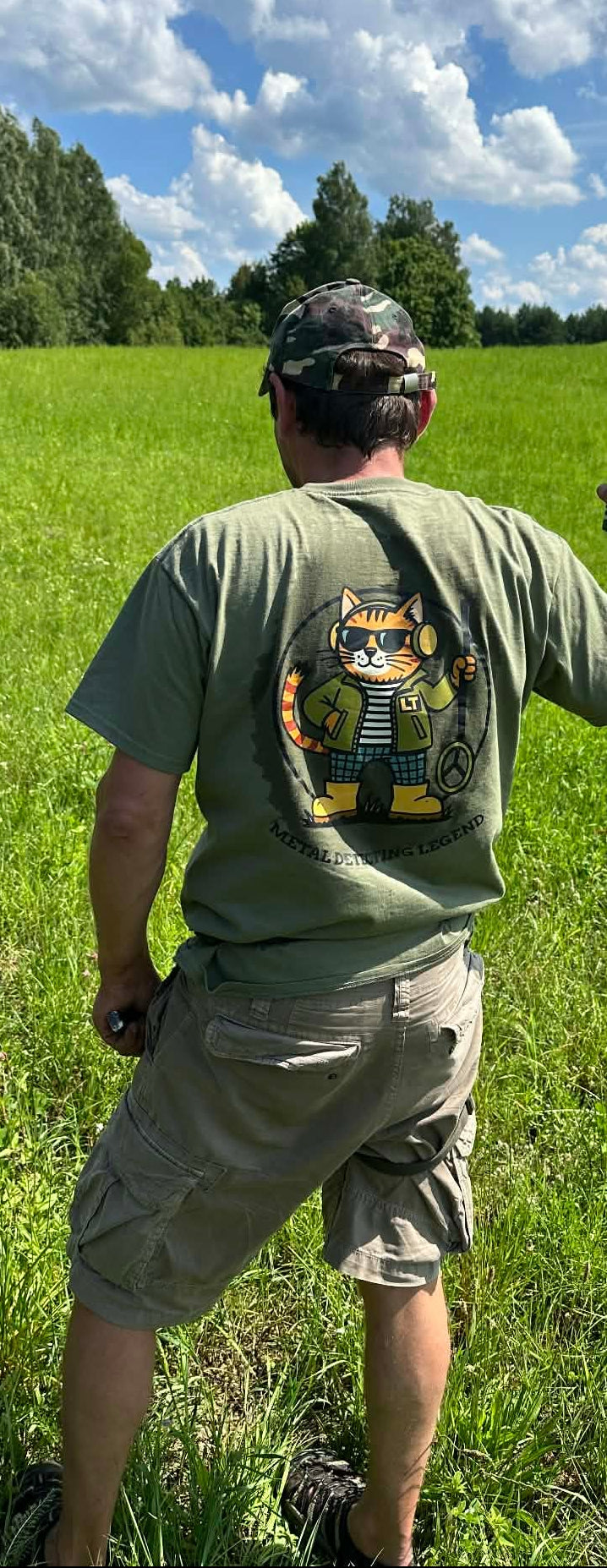 T-Shirt "Metal Detecting Legend"
