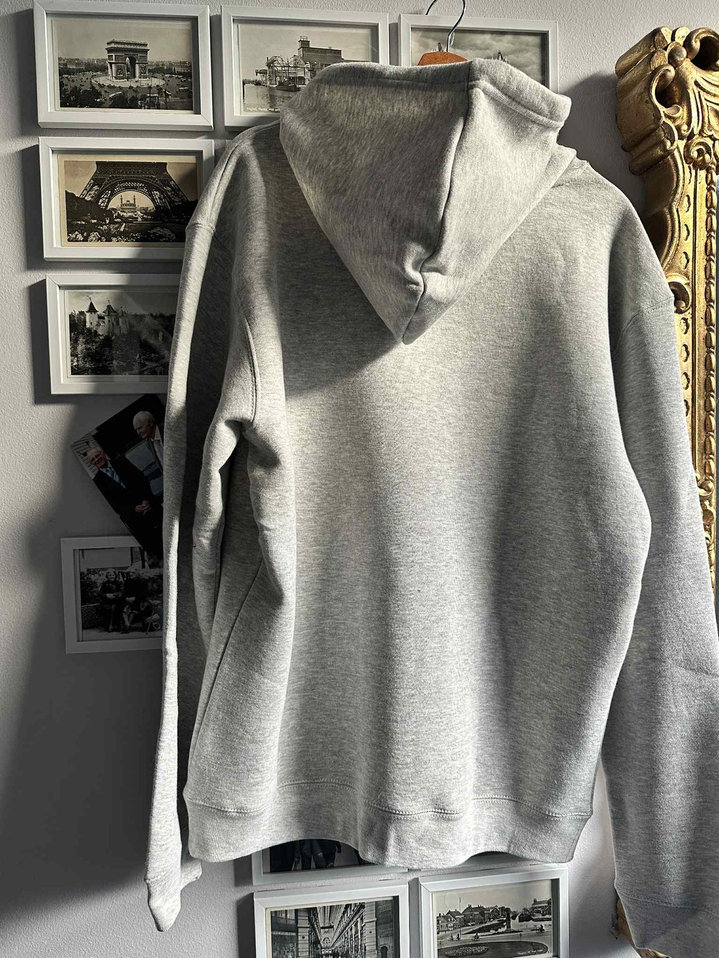 Hooded Sweatshirt "Metal Detecting Legend"